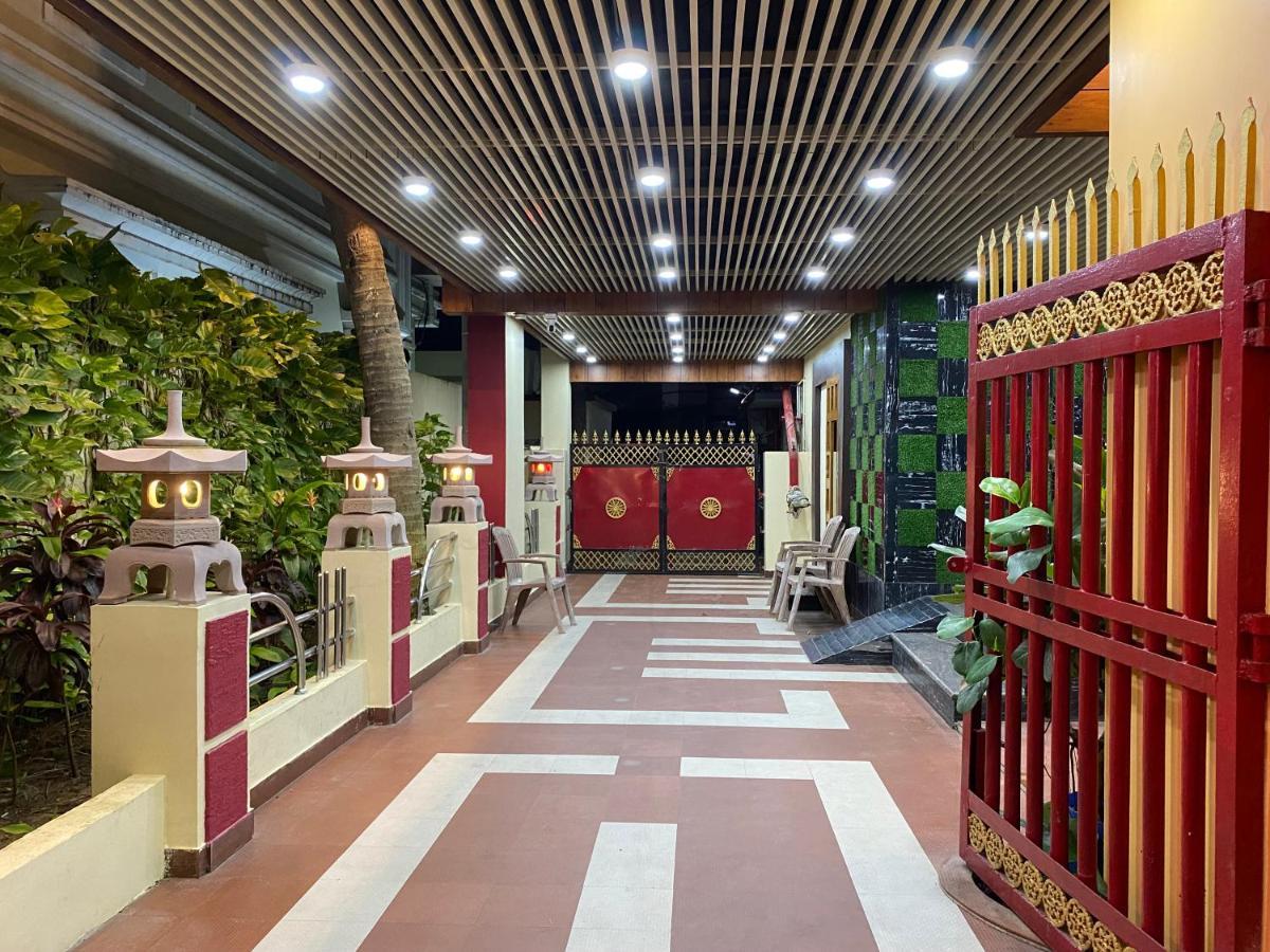 Hotel Lee Garden Near To Blue Flag Beach 500 Mtrs Puri Εξωτερικό φωτογραφία