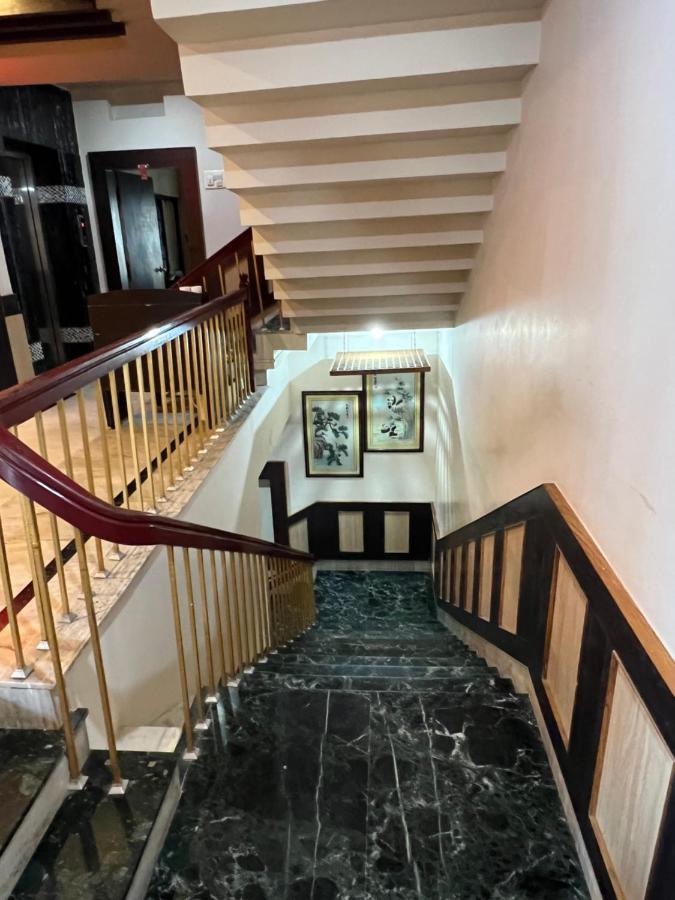 Hotel Lee Garden Near To Blue Flag Beach 500 Mtrs Puri Εξωτερικό φωτογραφία