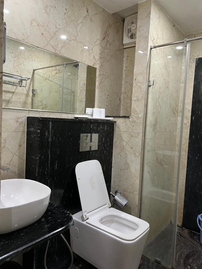 Hotel Lee Garden Near To Blue Flag Beach 500 Mtrs Puri Εξωτερικό φωτογραφία