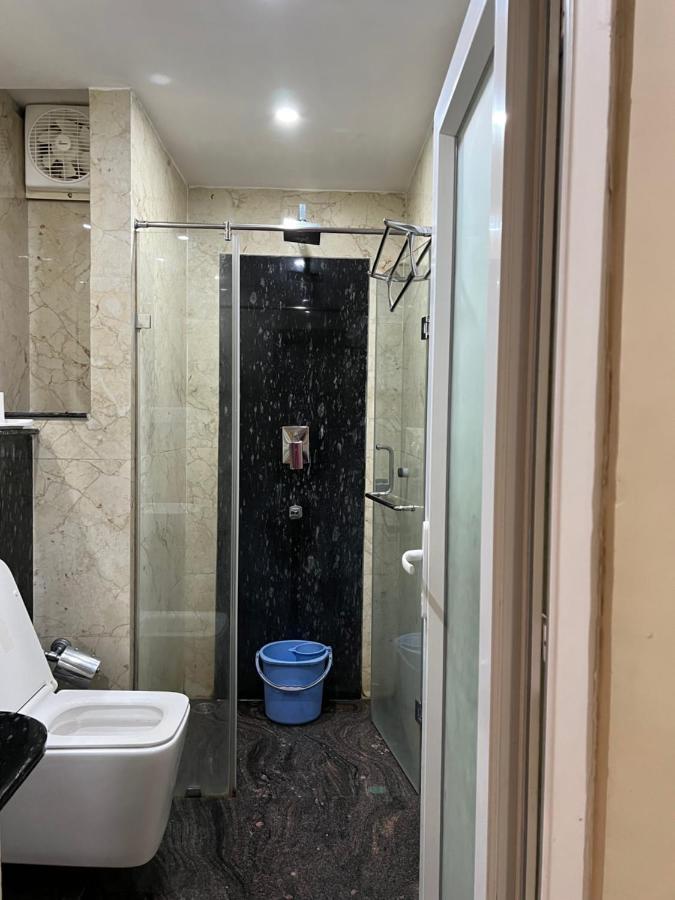 Hotel Lee Garden Near To Blue Flag Beach 500 Mtrs Puri Εξωτερικό φωτογραφία