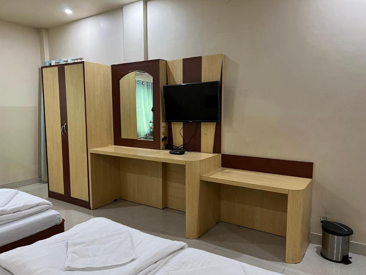 Hotel Lee Garden Near To Blue Flag Beach 500 Mtrs Puri Εξωτερικό φωτογραφία
