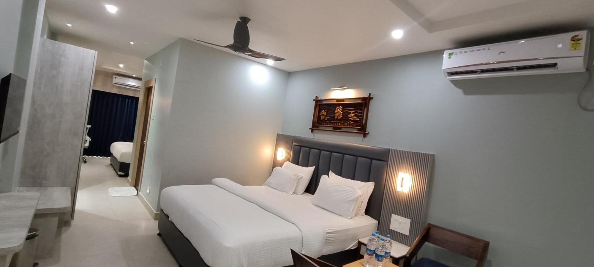 Hotel Lee Garden Near To Blue Flag Beach 500 Mtrs Puri Εξωτερικό φωτογραφία
