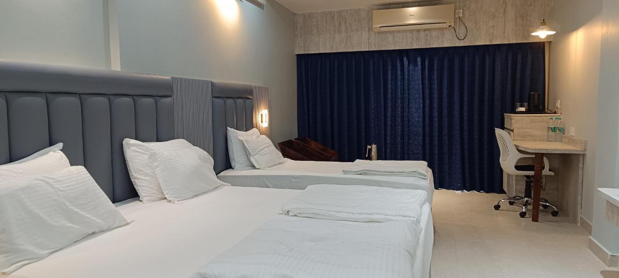 Hotel Lee Garden Near To Blue Flag Beach 500 Mtrs Puri Εξωτερικό φωτογραφία